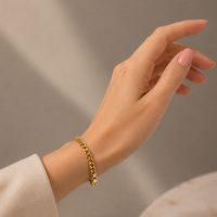 دستبند زنانه طرح کارتیر از جنس ژوپینگ