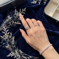 دستبند زنانه مدل جواهری طرح نگین گرد از جنس ابکاری رادیوم